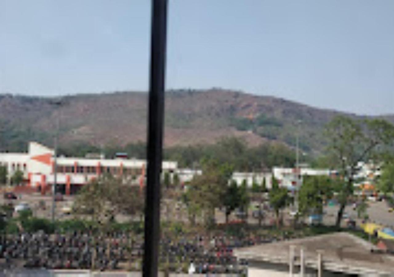 Hotel Solan Rourkela エクステリア 写真
